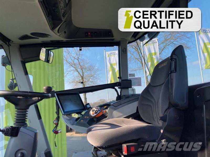 CLAAS XERION 5000 TRAC VC 트랙터
