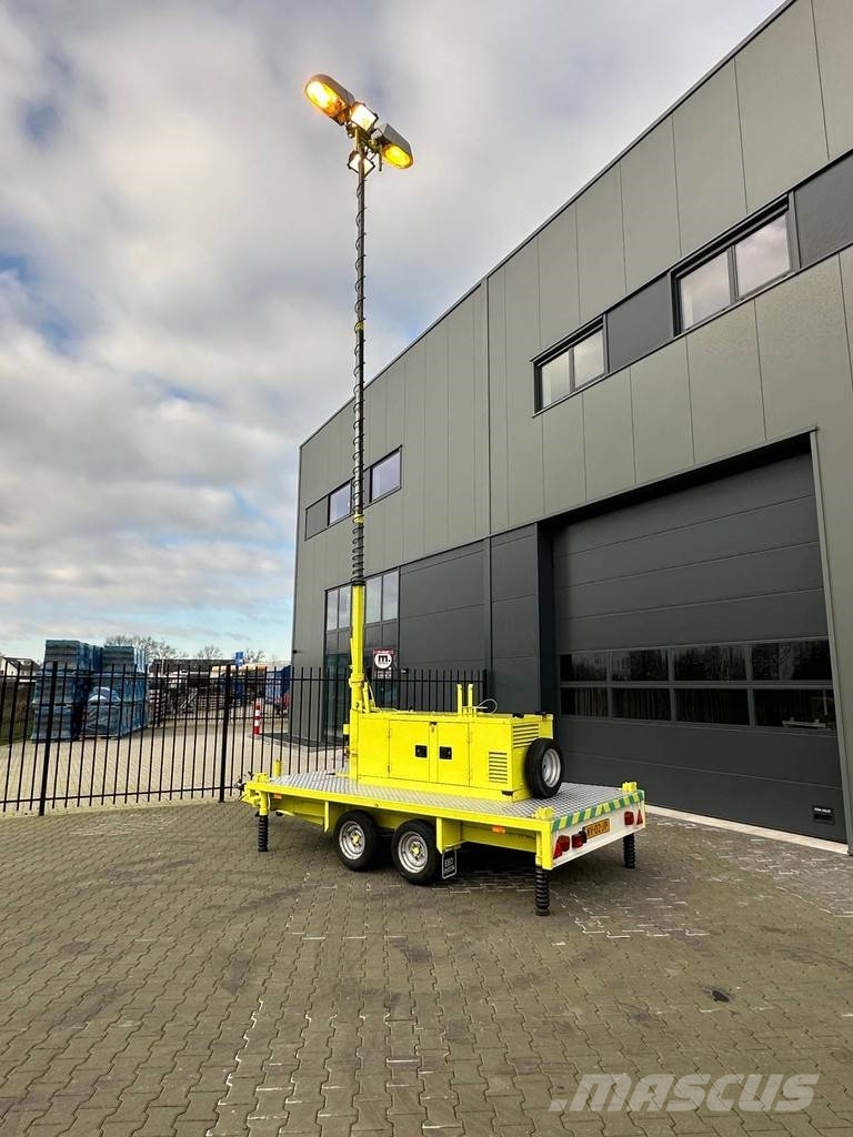 Atlas Copco Unique generator with light pole on trailer! Diesel Generators