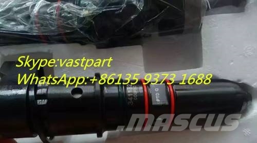 Cummins M11 Qsm ISM Diesel  Fuel Injector 3411821 3095023 Motorer
