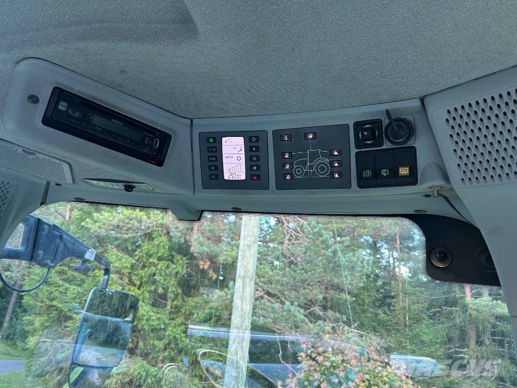 CLAAS Axion 850 الجرارات