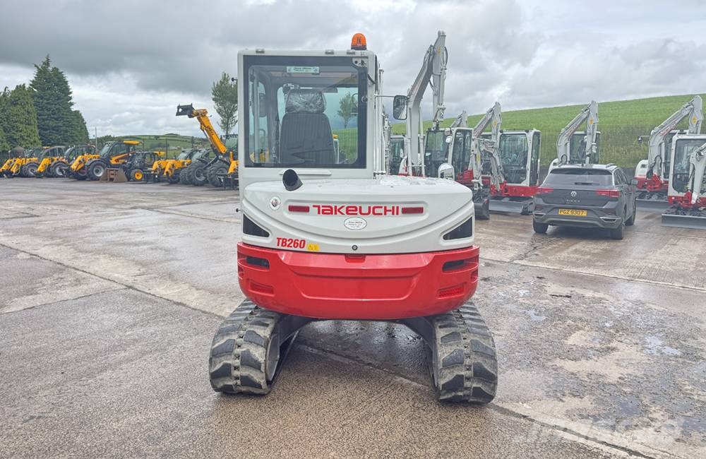 Takeuchi TB 260 Miniescavatori