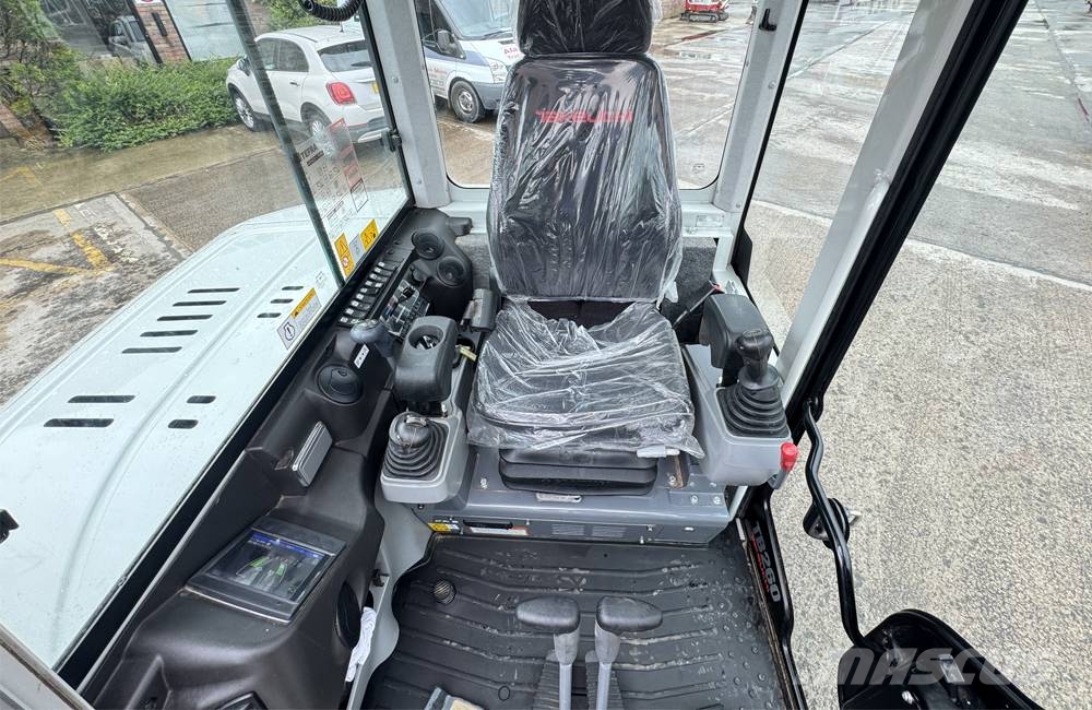 Takeuchi TB 260 Miniescavatori