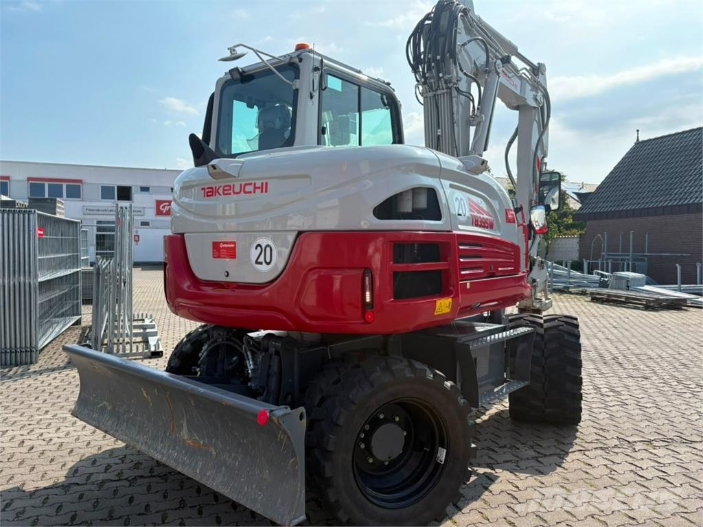 Takeuchi TB395W V4 Мини екскаватори < 7 т
