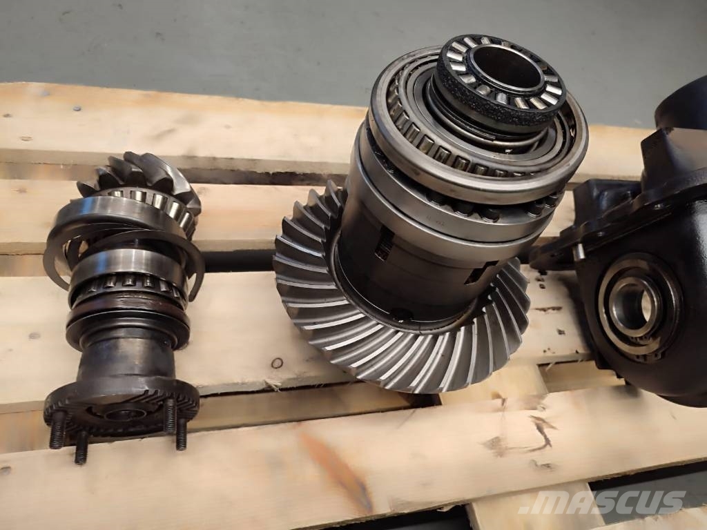 Massey Ferguson 8727 116,862 attack Transmission