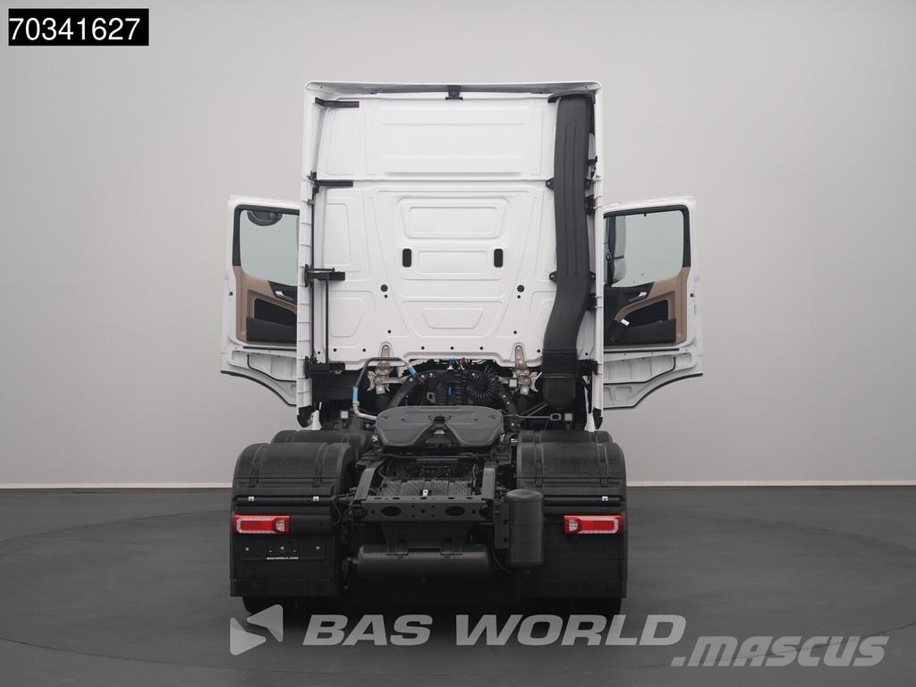 Mercedes-Benz Actros 2553 6X2 RHD! ProCabin GigaSpace NEW Liftac Trekkvogner
