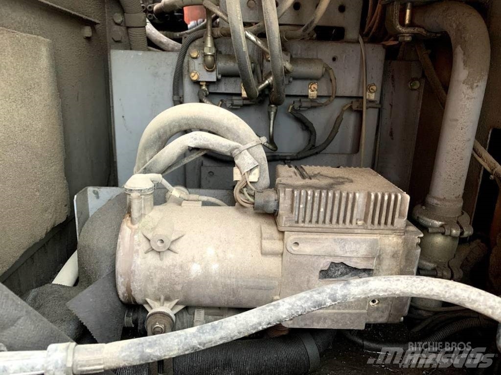 Używana koparka gąsienicowa Hitachi ZX280 na sprzedaż, cena