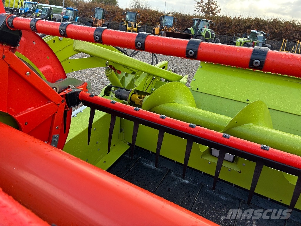 CLAAS Lexion 8800 4WD Maaidorsmachines
