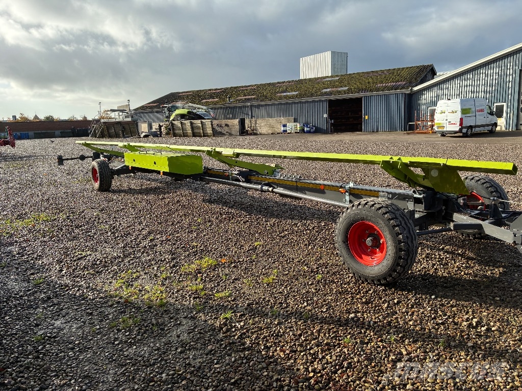 CLAAS Lexion 8800 4WD Maaidorsmachines