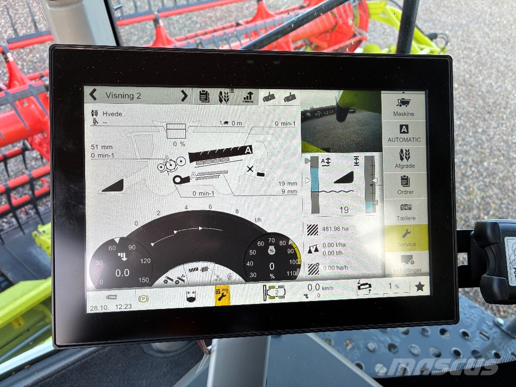 CLAAS Lexion 8800 4WD Maaidorsmachines