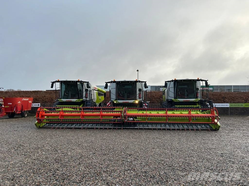 CLAAS Lexion 8800 4WD Maaidorsmachines