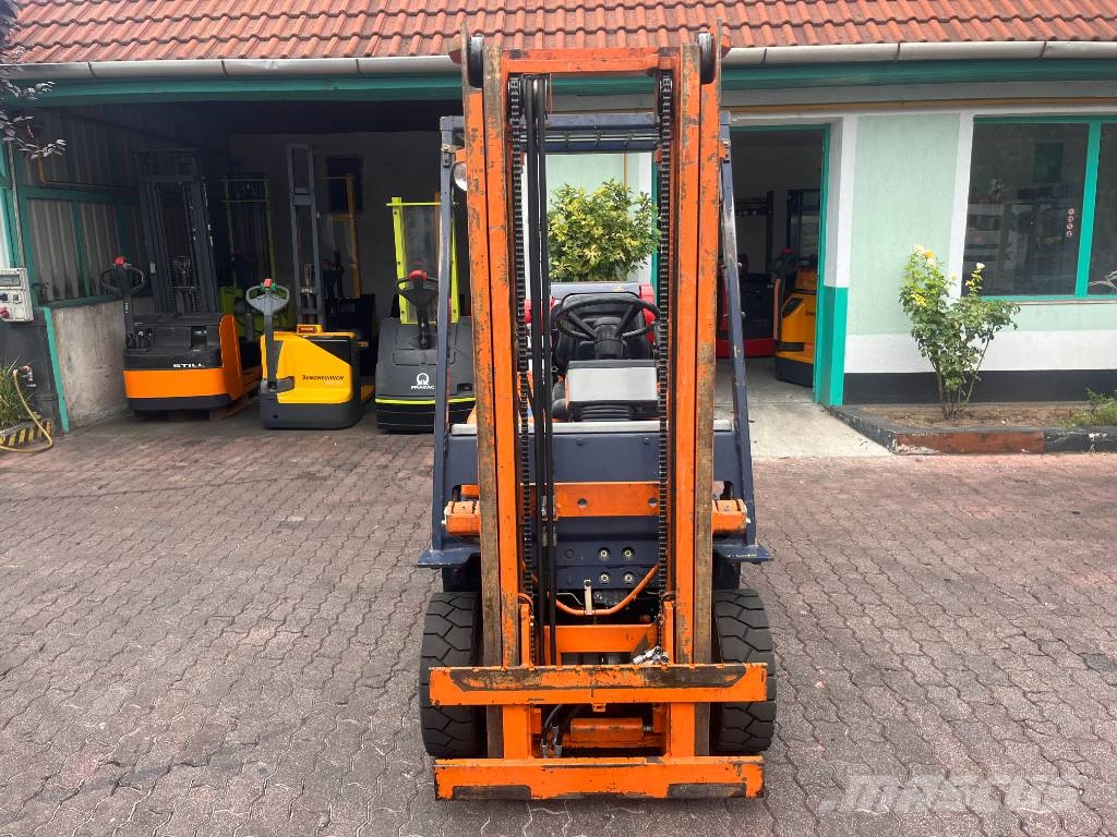 Toyota 5 FGF15 /42/ V-4080 OB LPG (dujiniai) krautuvai