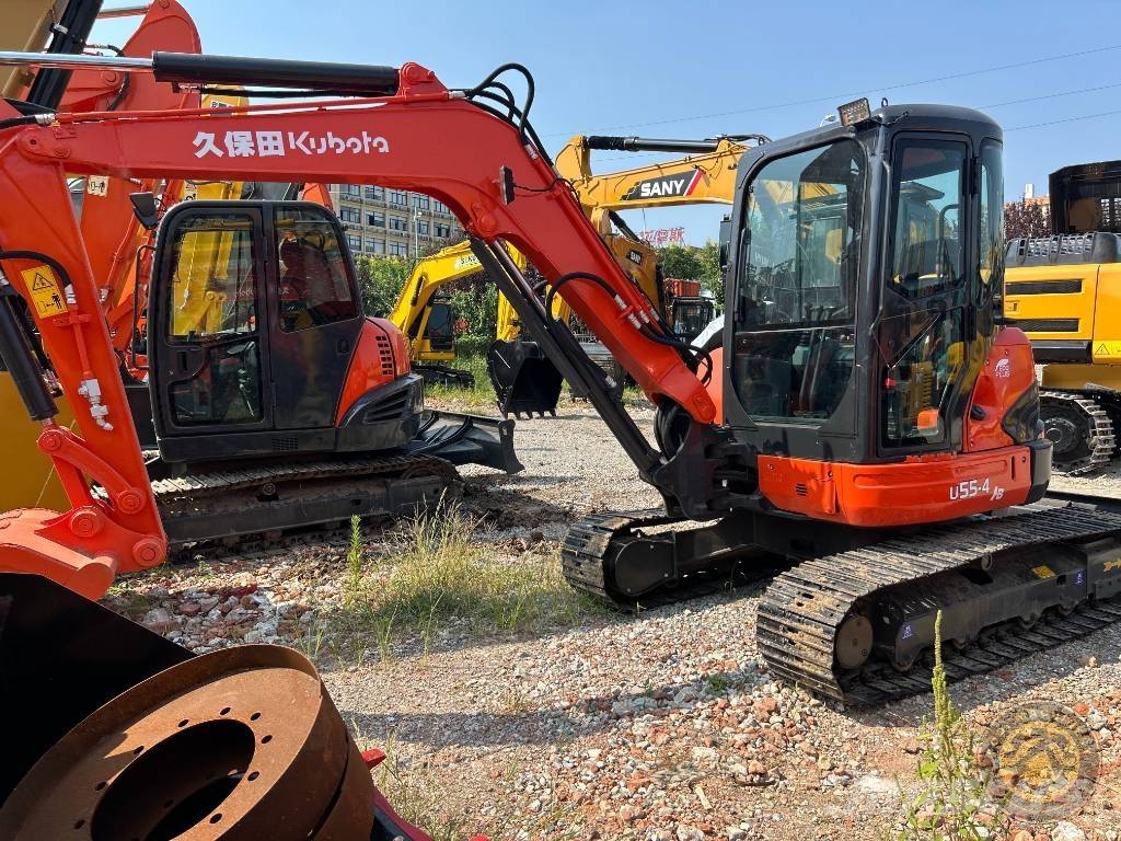 Kubota U 55-4 ミニ油圧ショベル 7t以下(ミニユンボ・ミニディガー)