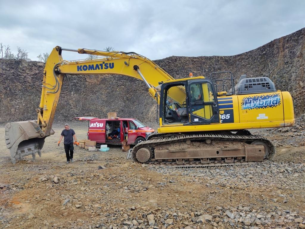 Komatsu HB 365 LC-3 Hybrid 履带挖掘机