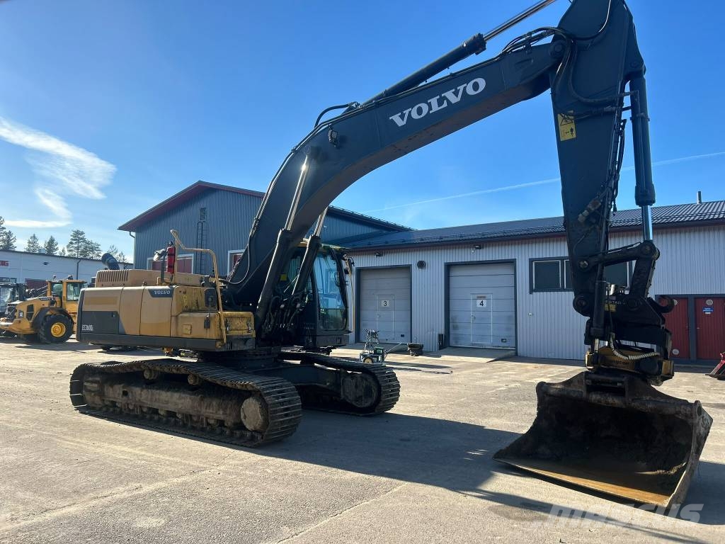 Volvo EC300DL 大型油圧ショベル12t以上（パワーショベル・ユンボ）
