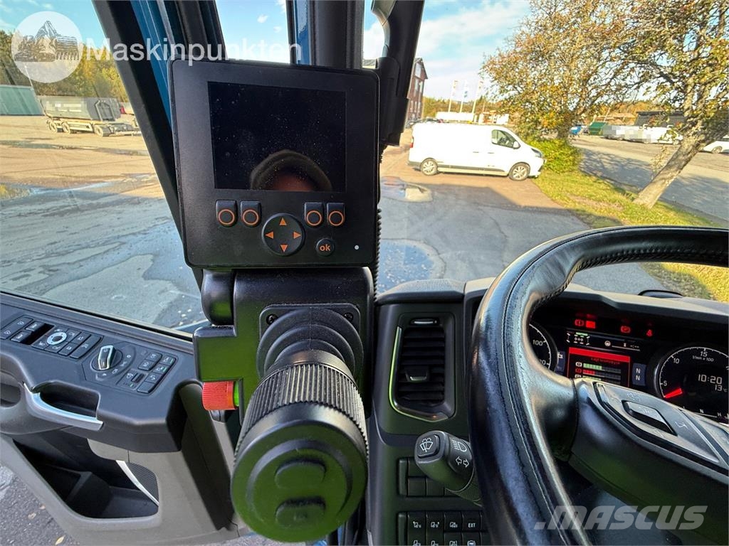 Scania G410B8X4*4NB Lastväxlare/Krokbilar