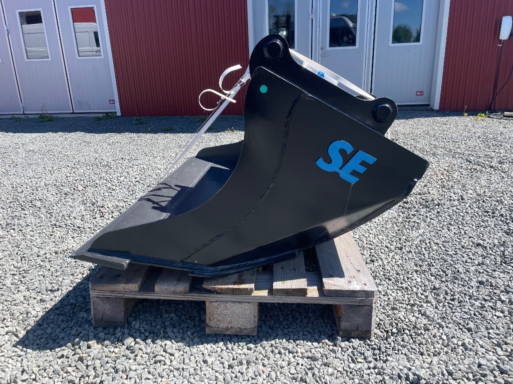SE Equipment Planeringsskopa S50 1300mm Кофи