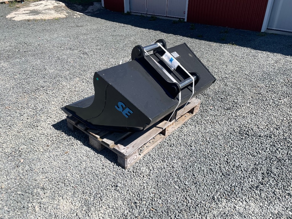 SE Equipment Planeringsskopa S50 1300mm Кофи