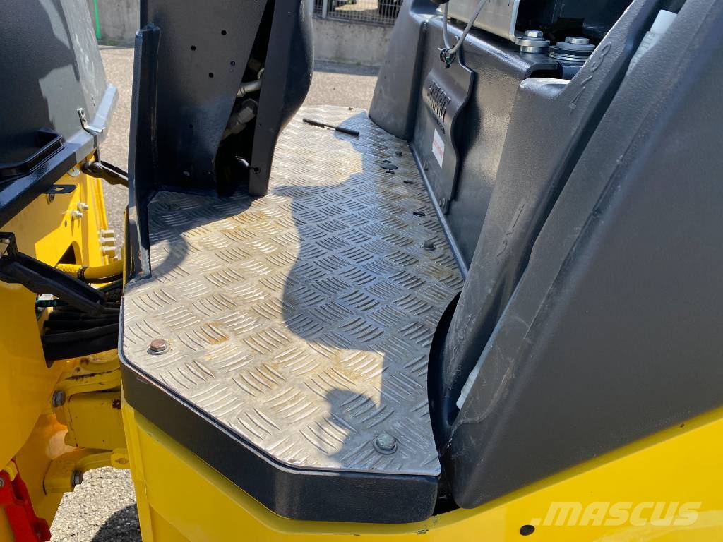 Bomag BW138AD-5/Stage-V 1er Main endommagé Tvåvalsvältar