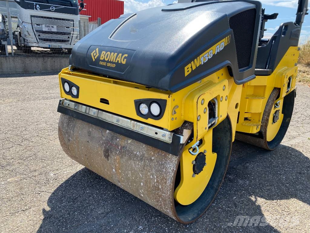 Bomag BW138AD-5/Stage-V 1er Main endommagé Tvåvalsvältar