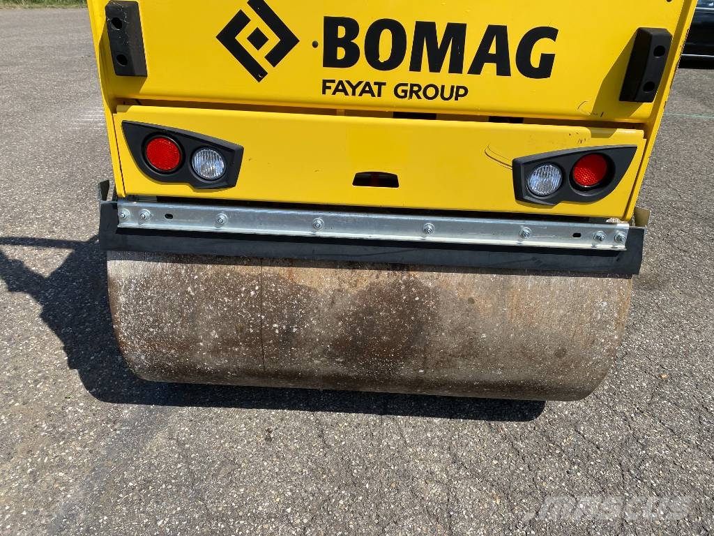 Bomag BW138AD-5/Stage-V 1er Main endommagé Tvåvalsvältar