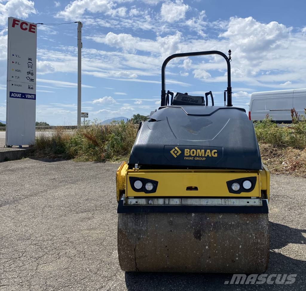 Bomag BW138AD-5/Stage-V 1er Main endommagé Tvåvalsvältar