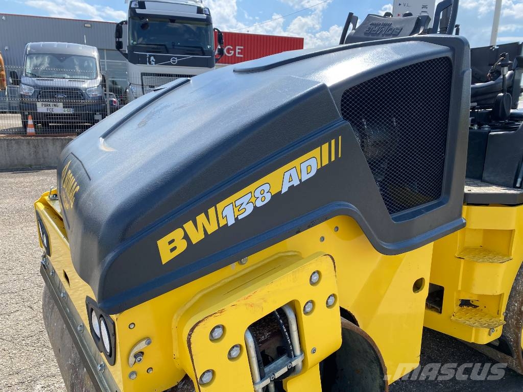 Bomag BW138AD-5/Stage-V 1er Main endommagé Tvåvalsvältar