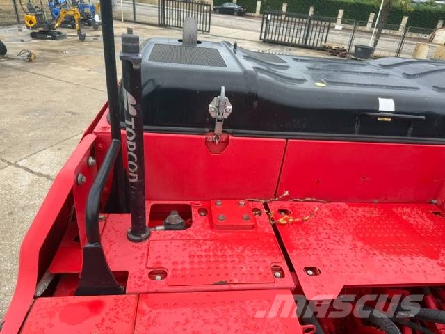 CAT 323 F L Rupsgraafmachines