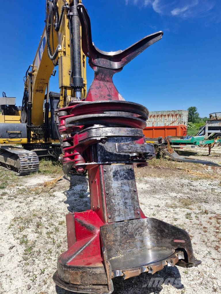 QUADCO 18C Combine forestiere