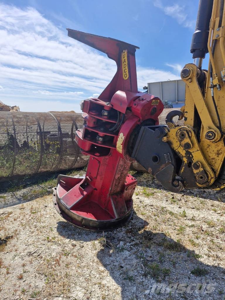 QUADCO 18C Combine forestiere