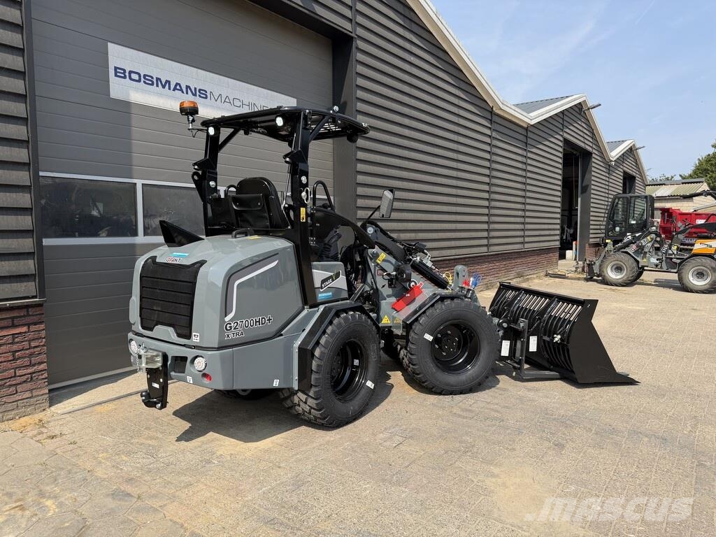 GiANT G2700 X-TRA HD+ minishovel NIEUW (tandempomp stabi لوادر بعجل