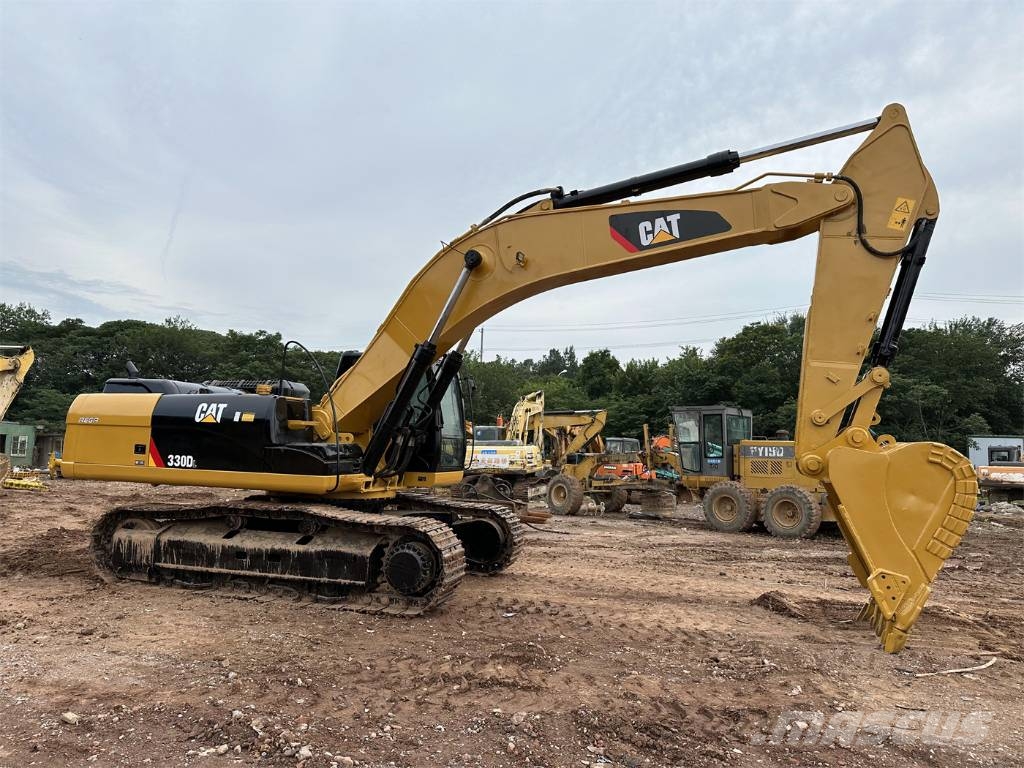 CAT 330D Raupenbagger