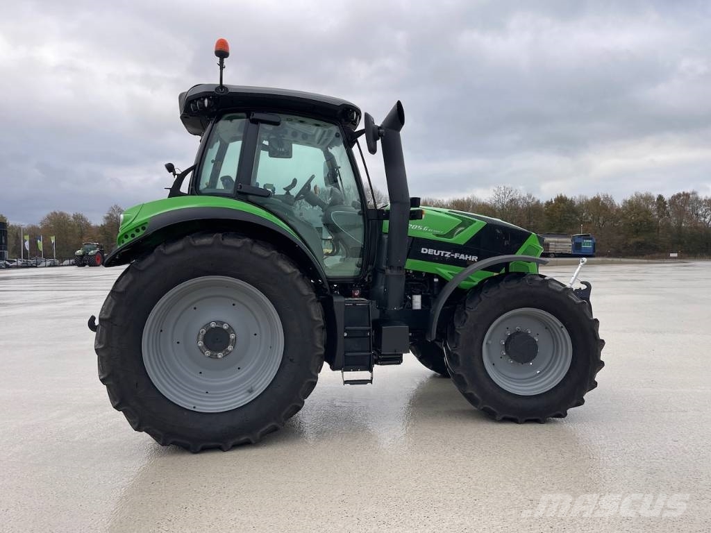 Deutz-Fahr AGROTRON 6205 RCshift Traktori