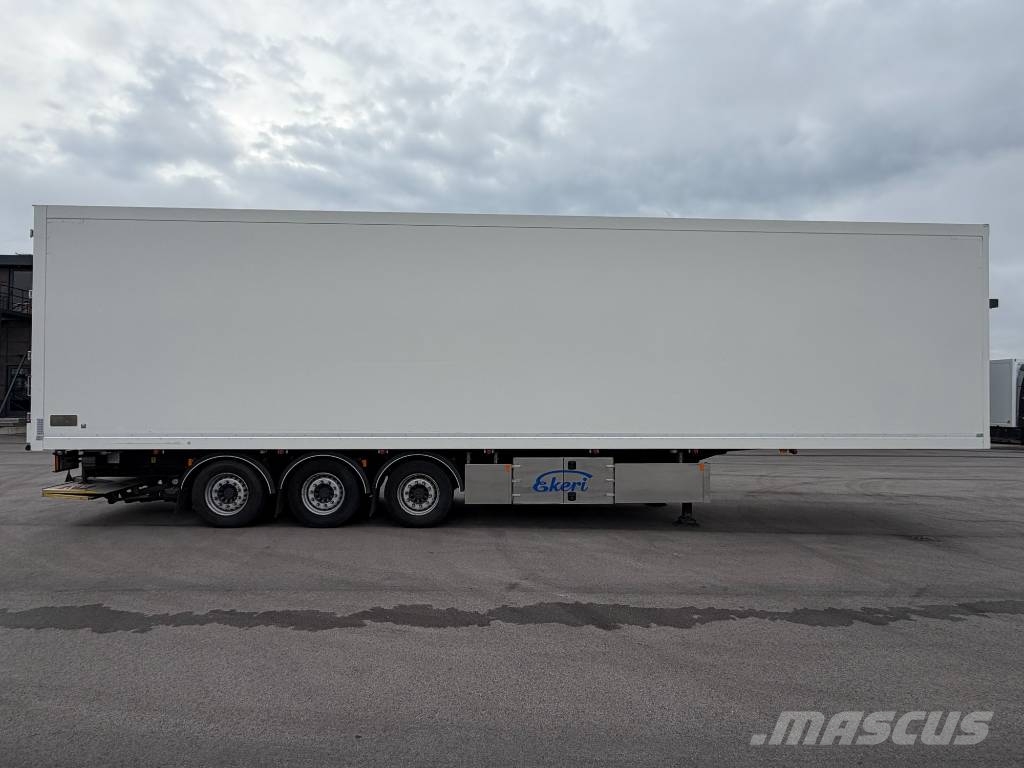Ekeri Skåptrailer öppningsbar sida LJT65A Furgoonpoolhaagised