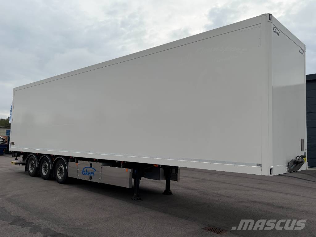 Ekeri Skåptrailer öppningsbar sida LJT65A Furgoonpoolhaagised