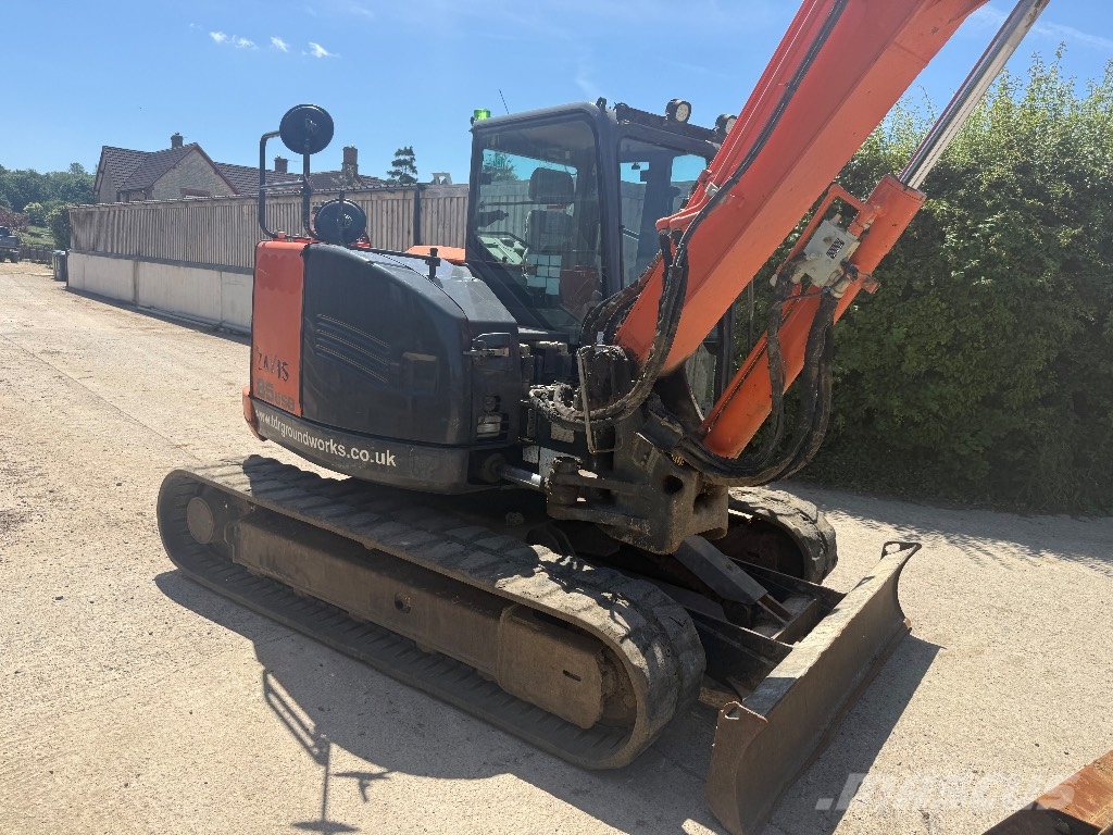 Hitachi ZX 85 US B-5 حفارات وسط 7 طن - 12 طن