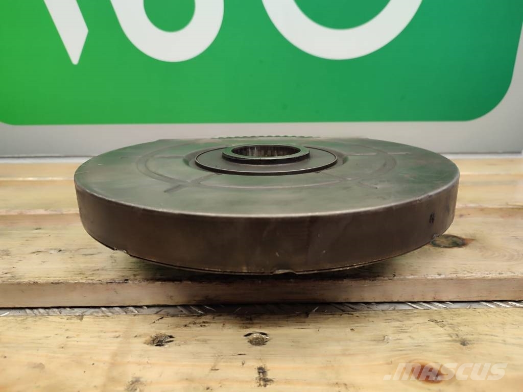 John Deere PTO gears R105892 JOHN DEERE 7930 Transmissie