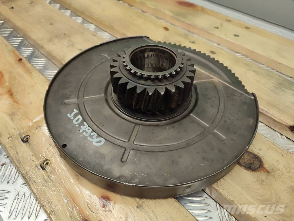 John Deere PTO gears R105892 JOHN DEERE 7930 Transmissie