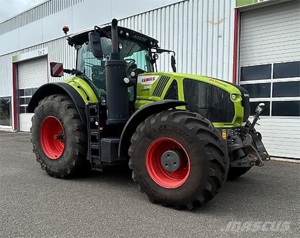 CLAAS Axion 930 Traktorit
