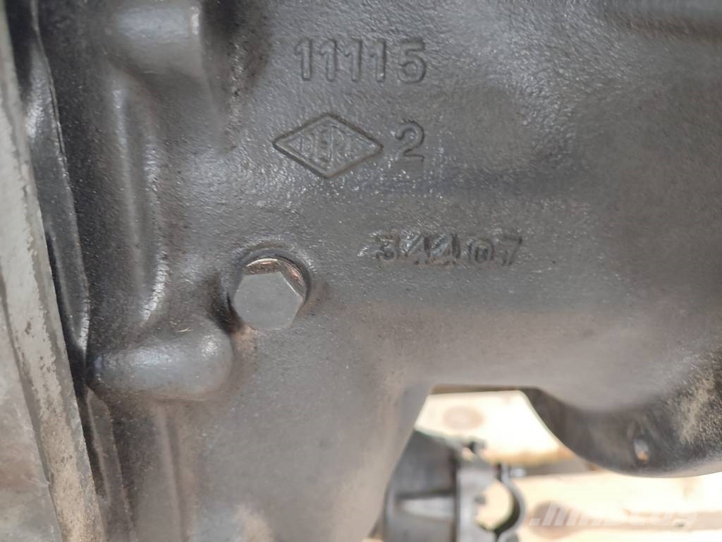 Terex TLB1 TEREX 860 SX gearbox Vaihteisto