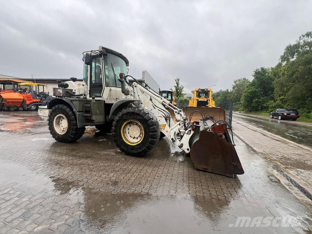 Liebherr L 524 Wheel loaders