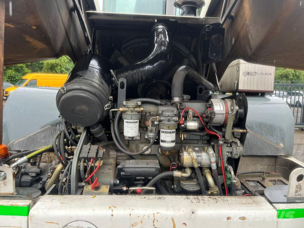 Liebherr L 524 Wheel loaders