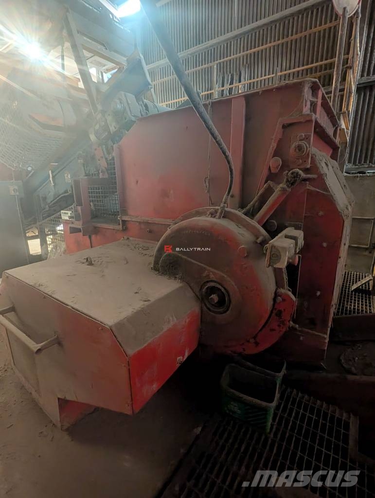 SRF Production Line (Shred-Tech & Weima Shredders) آلات تمزيق المخلفات