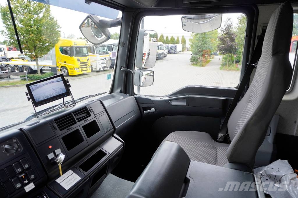 MAN TGA 35.440 8×4 / SB-106 vacuum excavator Specialūs ekskavatoriai