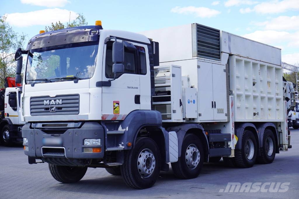 MAN TGA 35.440 8×4 / SB-106 vacuum excavator Excavadoras especiales