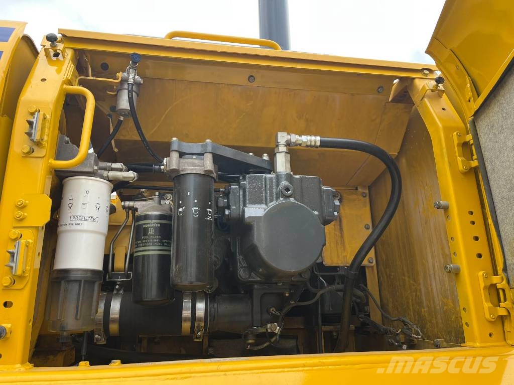 Komatsu PC500-10 حفارات زحافة
