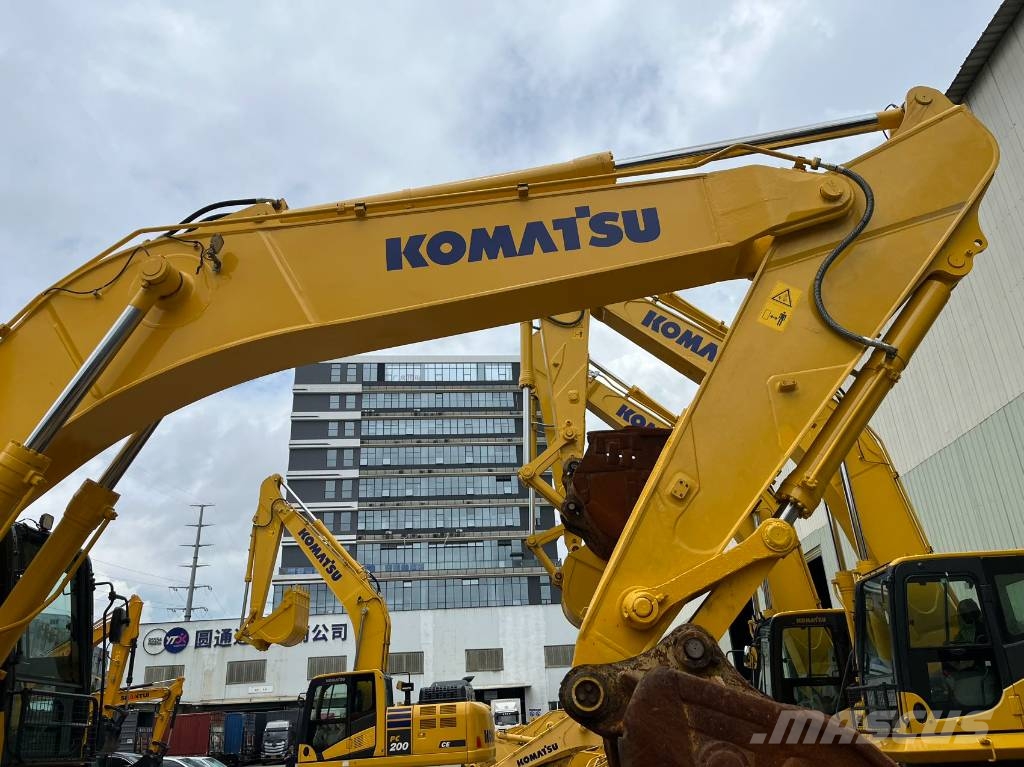 Komatsu PC500-10 حفارات زحافة