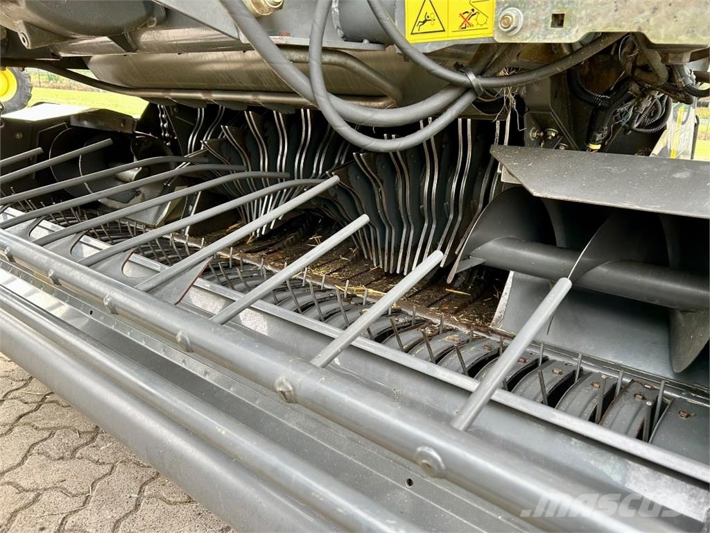 CLAAS Variant 385 Rundballenpressen