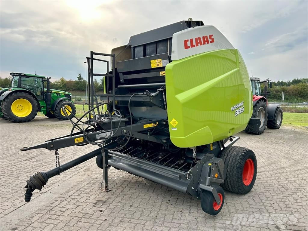 CLAAS Variant 385 Rundballenpressen