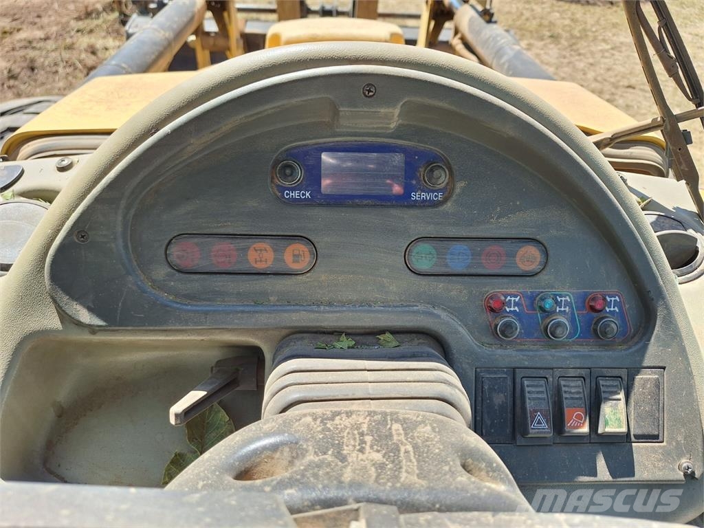Komatsu WB 97 S-2 4X4 Muu