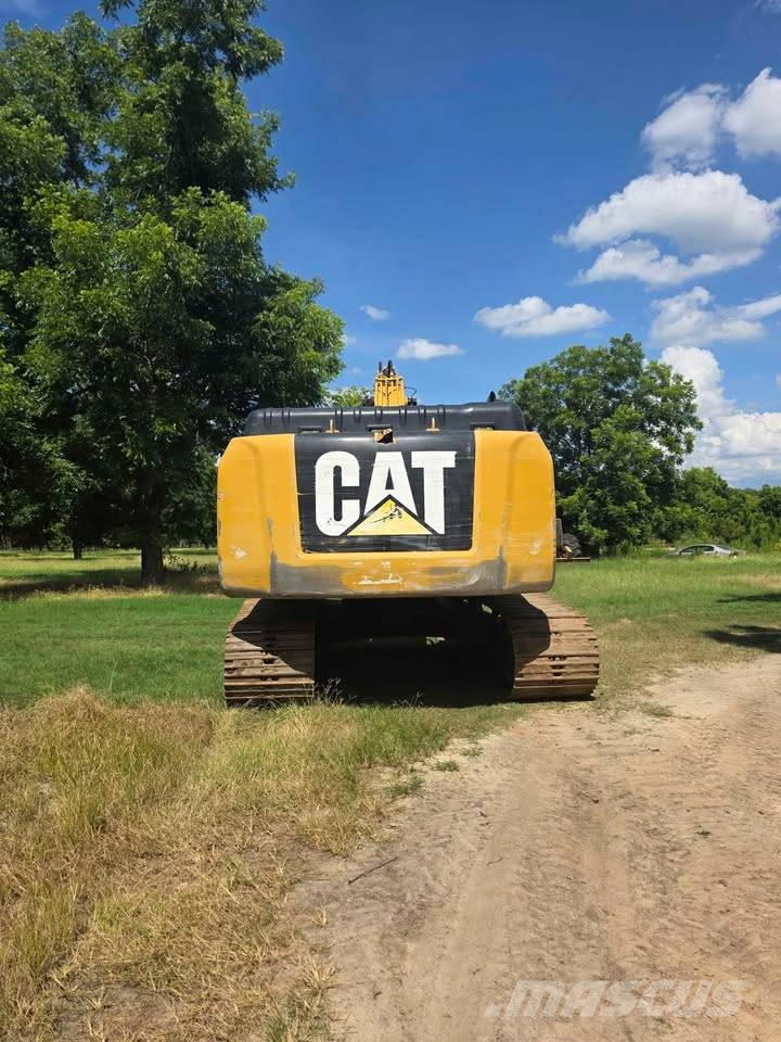 CAT 326 F L Crawler excavators